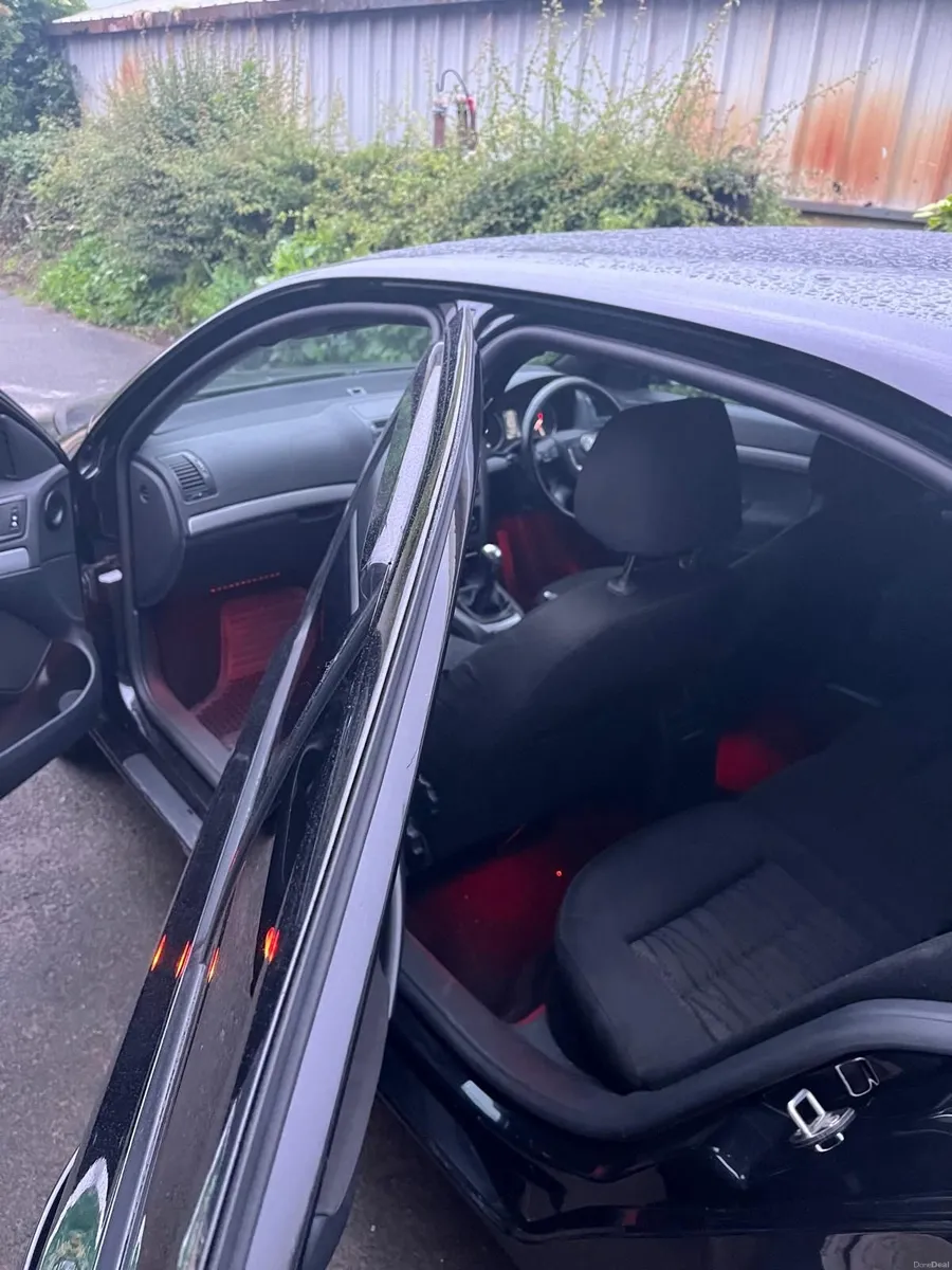 Skoda Octavia 2009 - Image 4