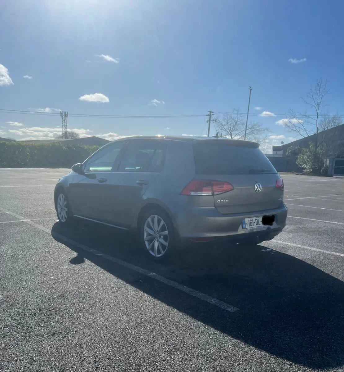 Volkswagen Golf 2016 - Image 2