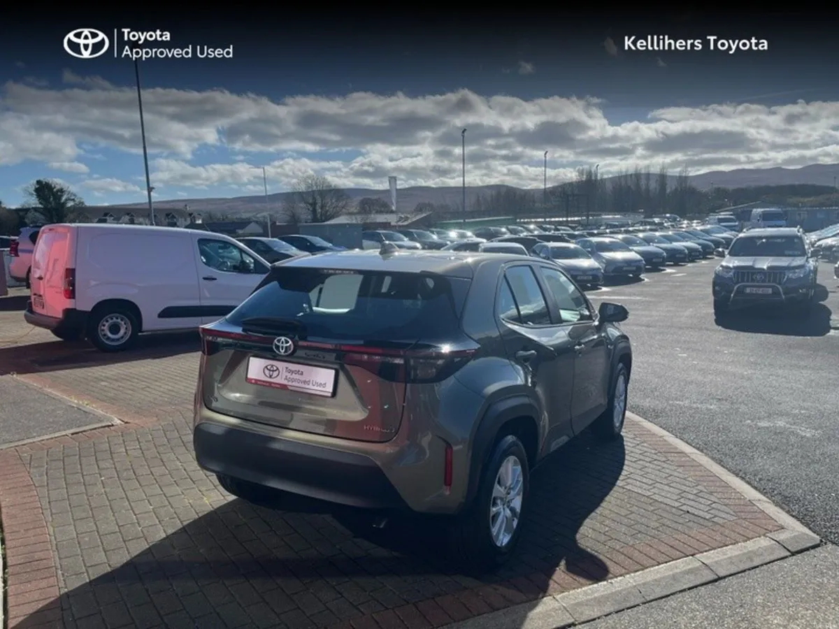 Toyota Yaris Cross YARIS CROSS LUNA - Image 2