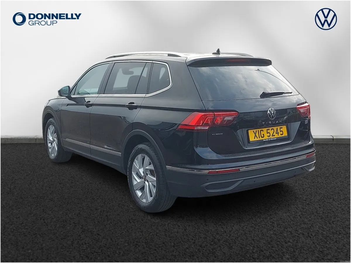 Volkswagen Tiguan Allspace Diesel Estate Life - Image 3