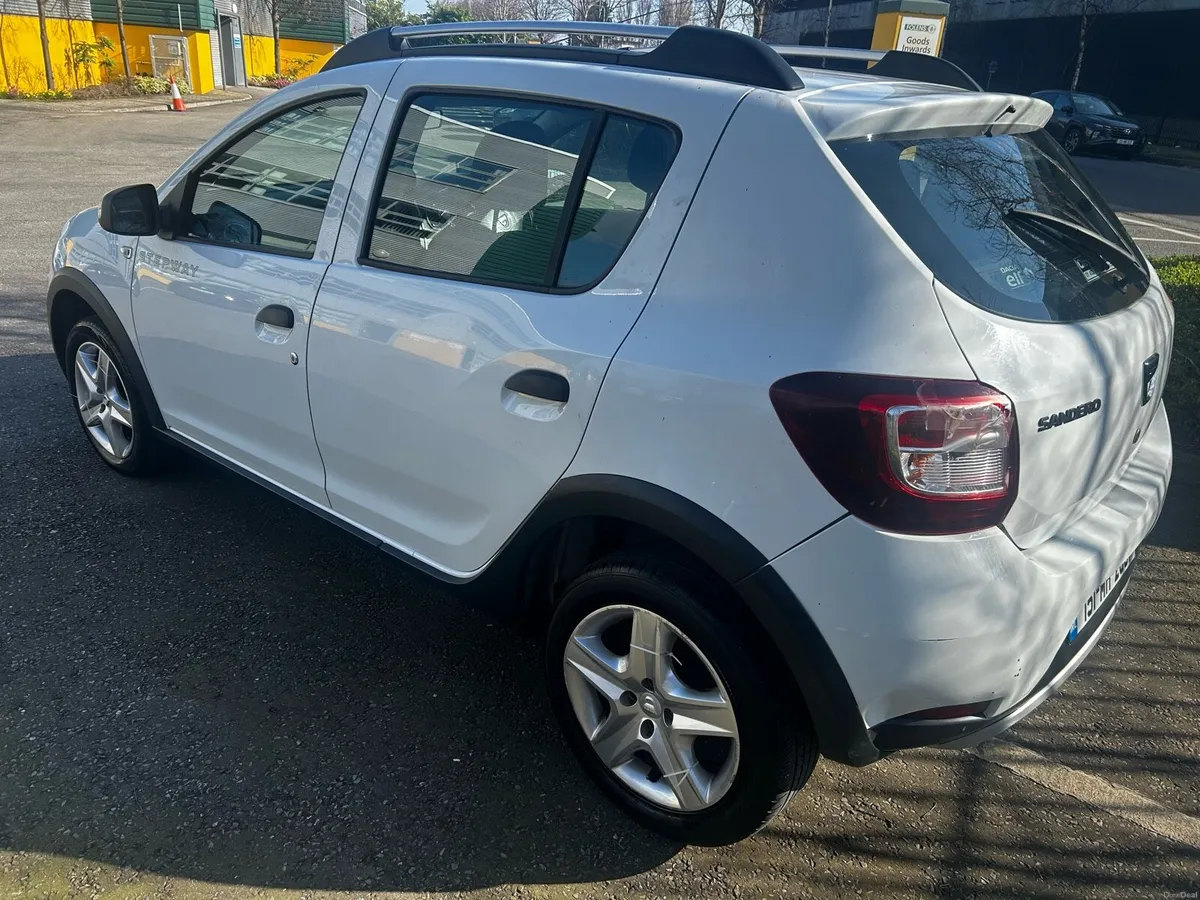2015 Dacia Sandero Stepway Diesel €4,950** - Image 4