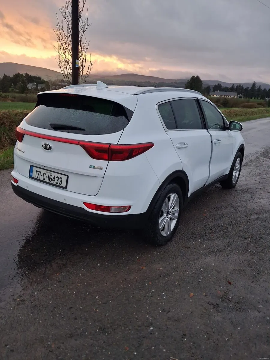 Kia Sportage 2017 - Image 2