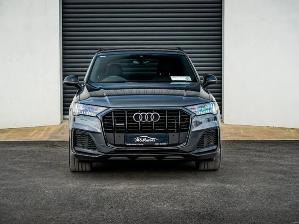 Audi Q7 3.0 Tfsi E BLK ED 55 381PS QT - Image 2