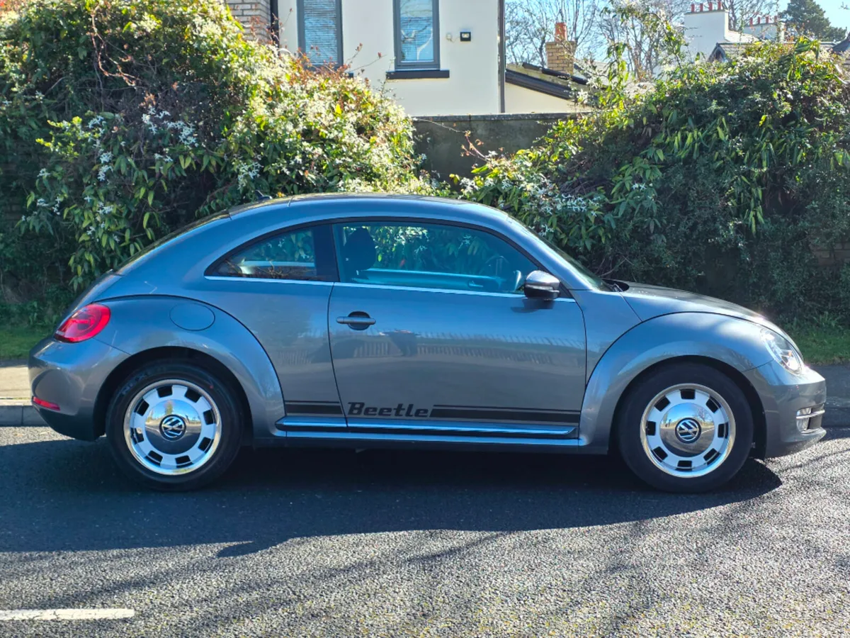 Volkswagen Beetle 1.2 TSI Design BMT 105PS 3DR Aut - Image 2