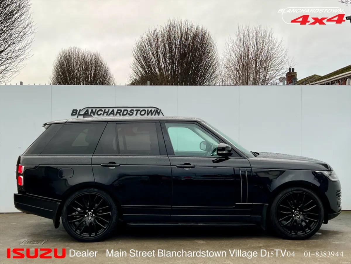 Land Rover Range Rover VOGUE SDV6 DIESEL TRIPLE BL - Image 4