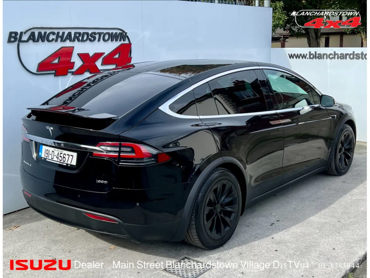 Tesla Model X 7 SEATER For Those Who Lead Not Foll - Image 2
