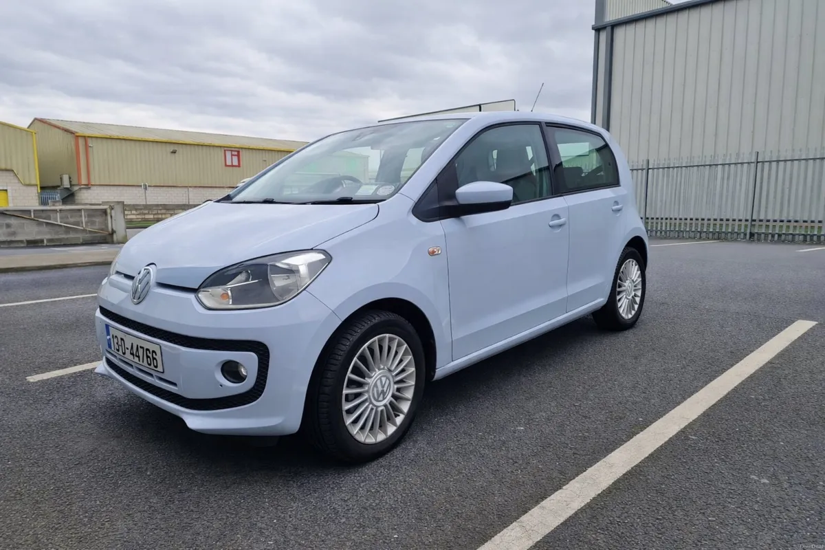 131 VW Up 1.0 Automatic with only 38k miles - Image 3