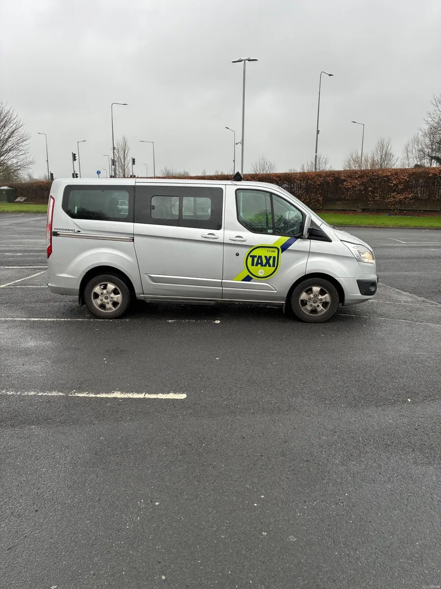 Wheelchair Taxi 6 seater Automatic - Image 3
