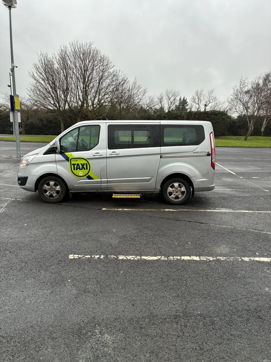 Wheelchair Taxi 6 seater Automatic - Image 4
