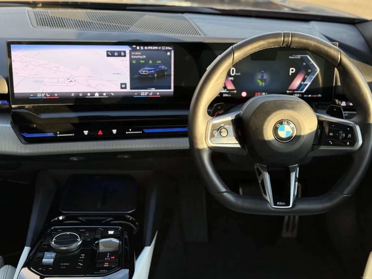 BMW 5-Series 520i M Sport Saloon - Image 4