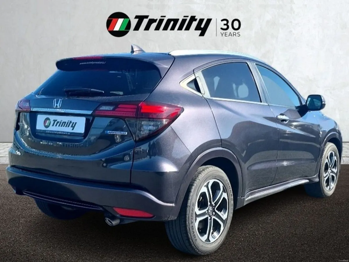 Honda Vezel ** VEZEL ** 1.5 HYBRID ** AUTO ** TRIN - Image 3