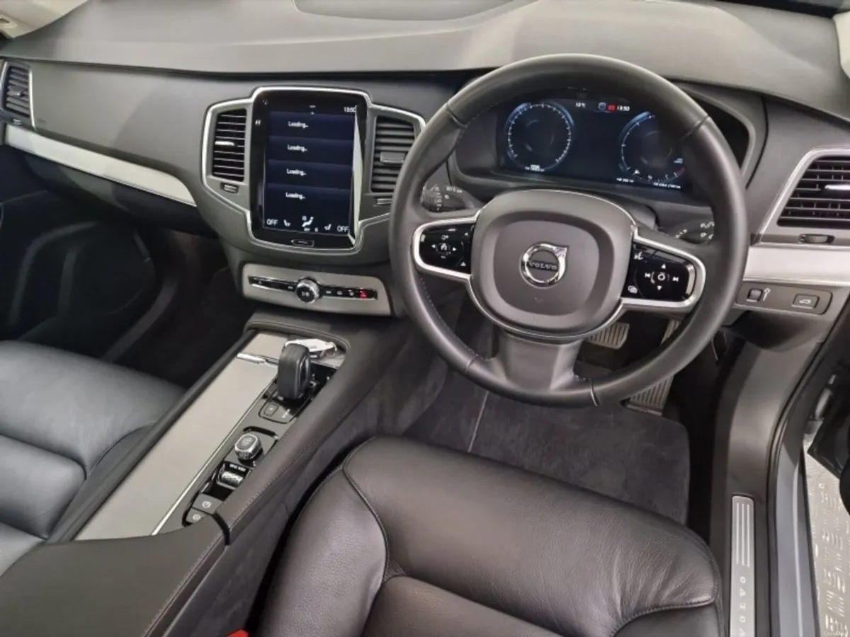 Volvo XC90 B5 AWD Momentum Auto - Image 3