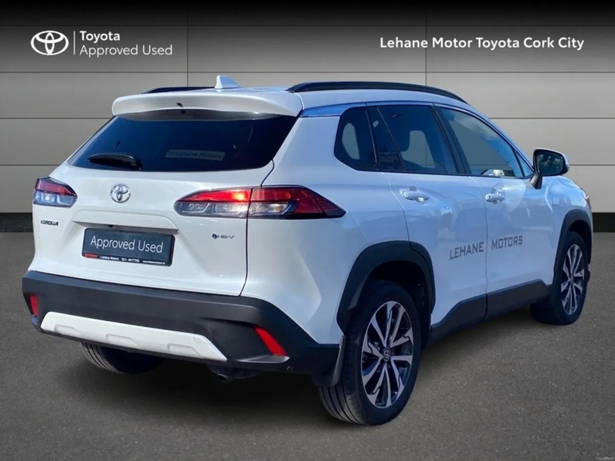 Toyota Corolla Cross - Image 2