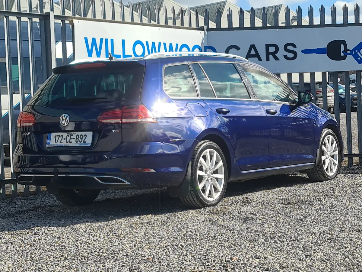 Volkswagen Golf 1.6tdi highline estate 2017 - Image 2