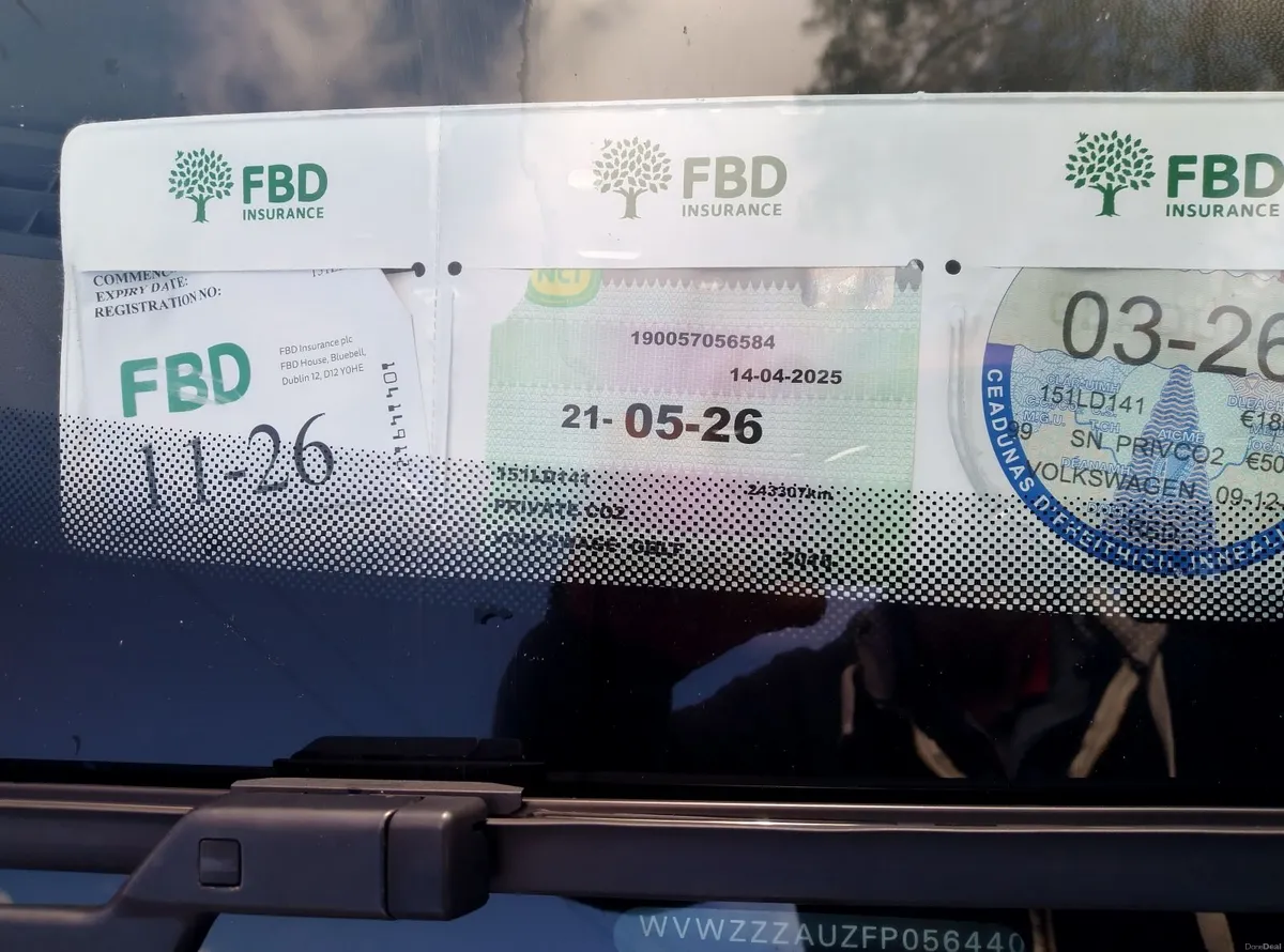 Volkswagen Golf 2015 - Image 2