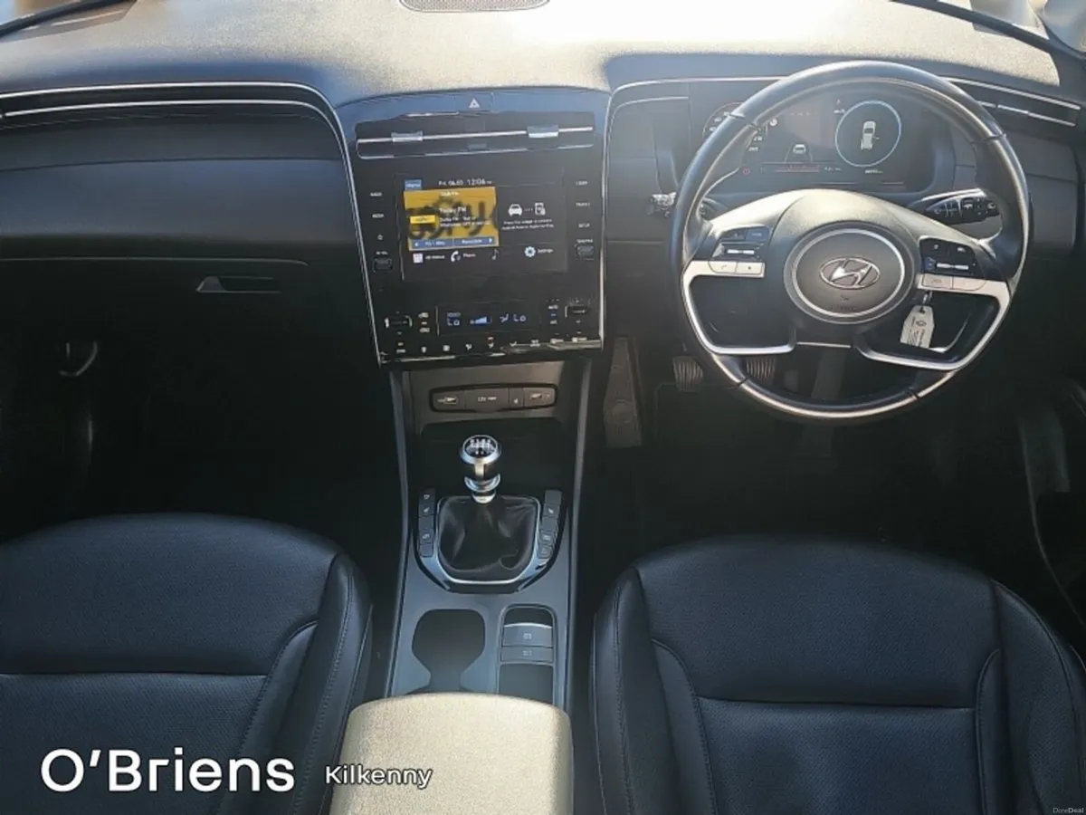 Hyundai Tucson EXECUTIVE 1.6 DSL 5DR *TOP SPEC - I - Image 2