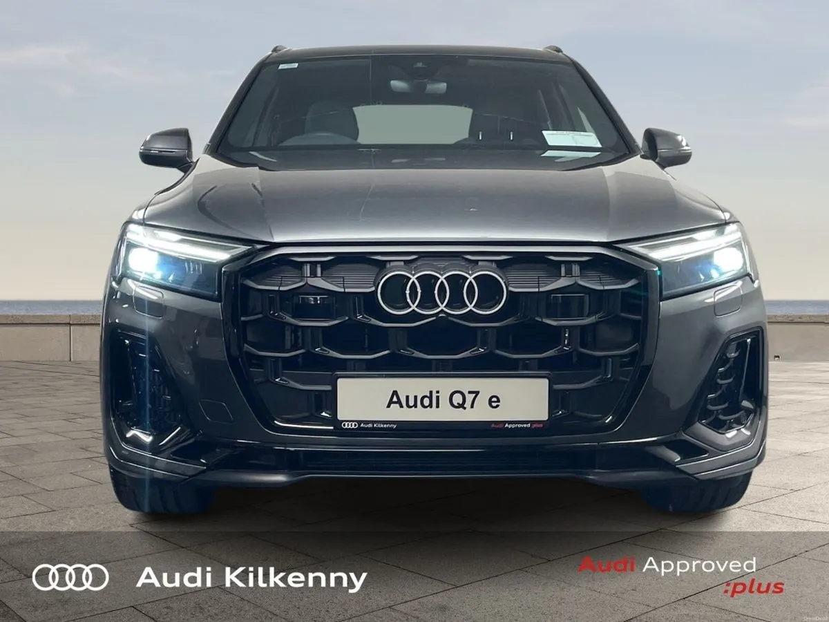 Audi Q7 55 PHEV TFSI e Quattro Sline Black Edition - Image 2