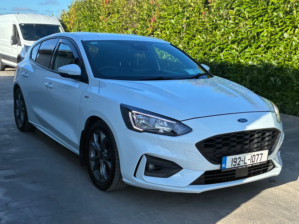 Ford Focus 2019 - Image 1