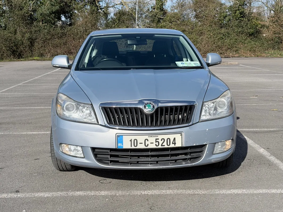 Skoda Octavia 2010 - Image 1