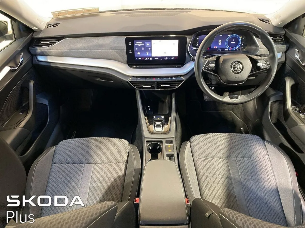 Skoda Octavia Style 1.0TSI 110bhp DSG M-HEV - Image 3