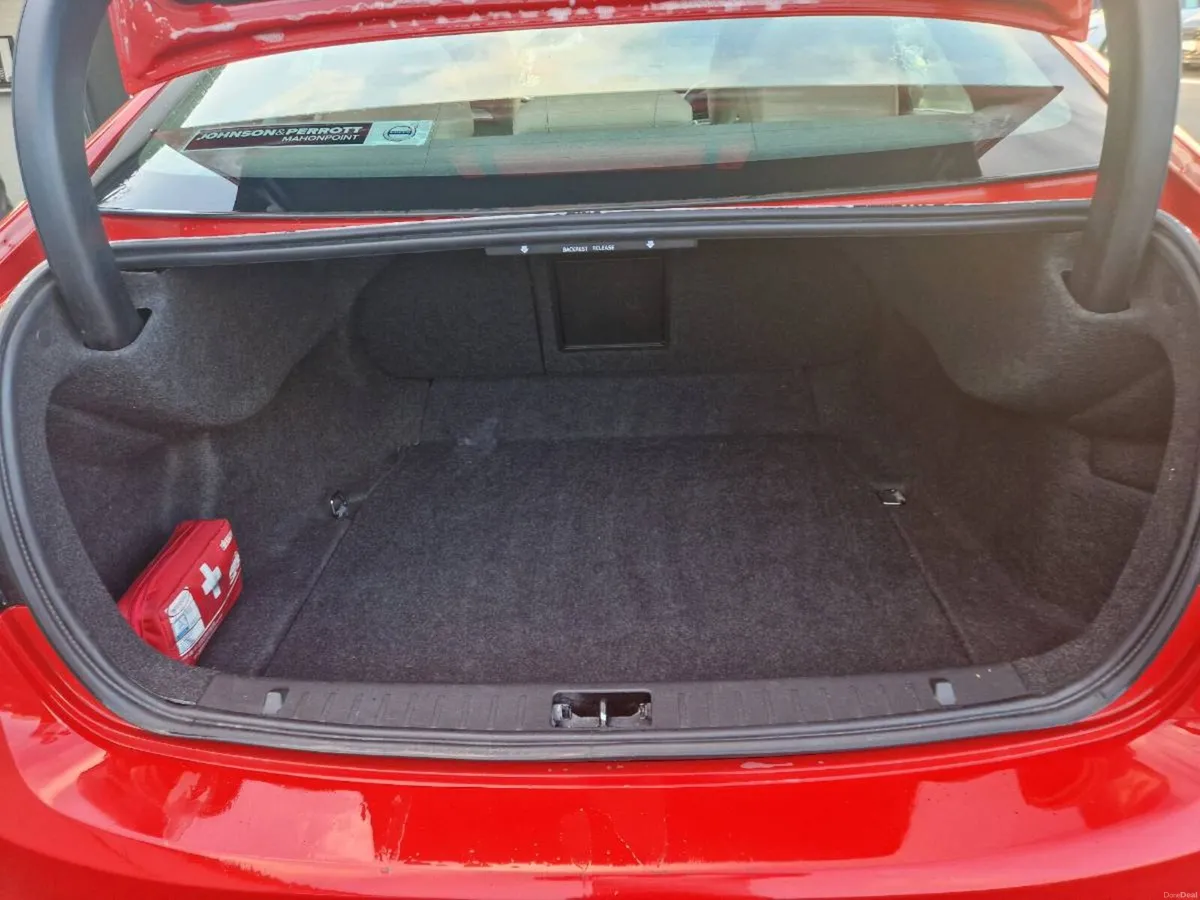 Volvo S60 - Image 3