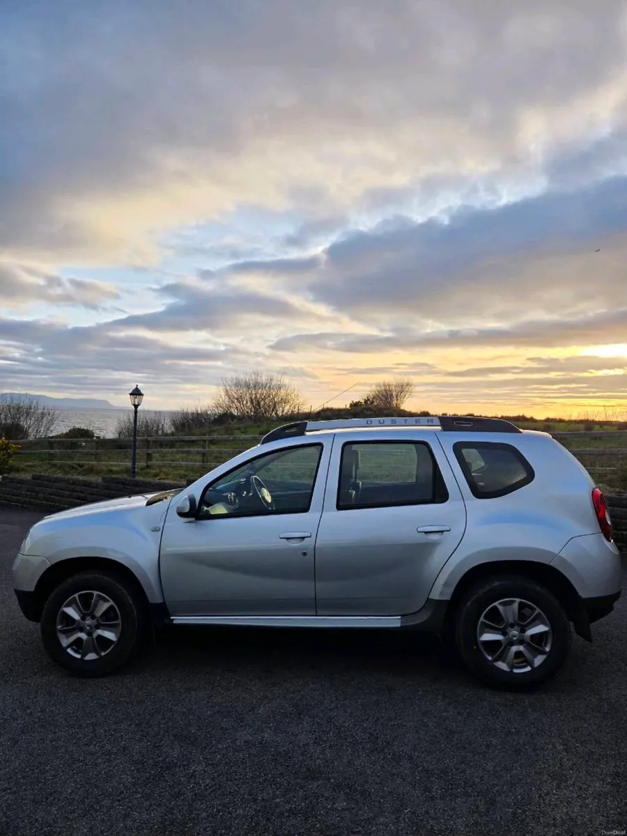 Dacia Duster (4WD Selectable) - Image 3