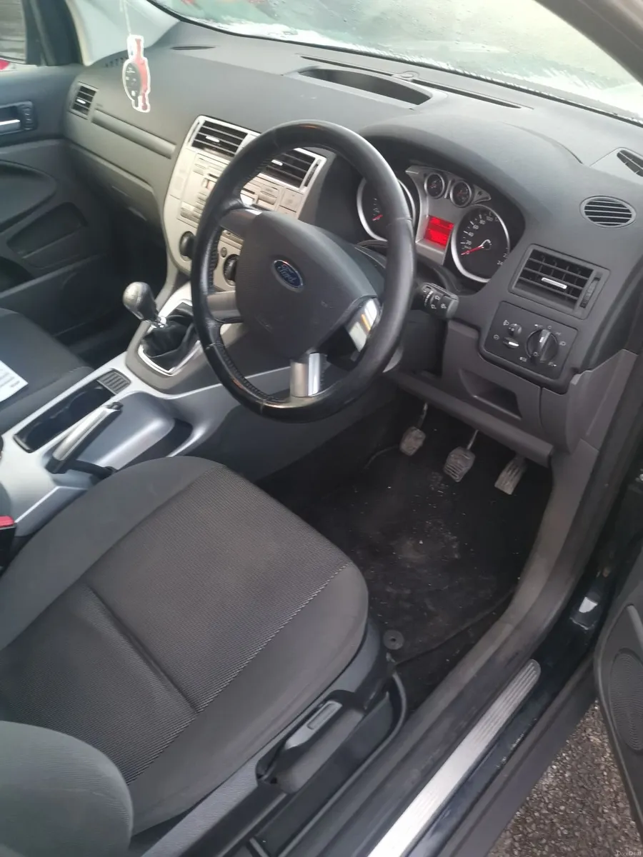 Ford Kuga 2013 - Image 2