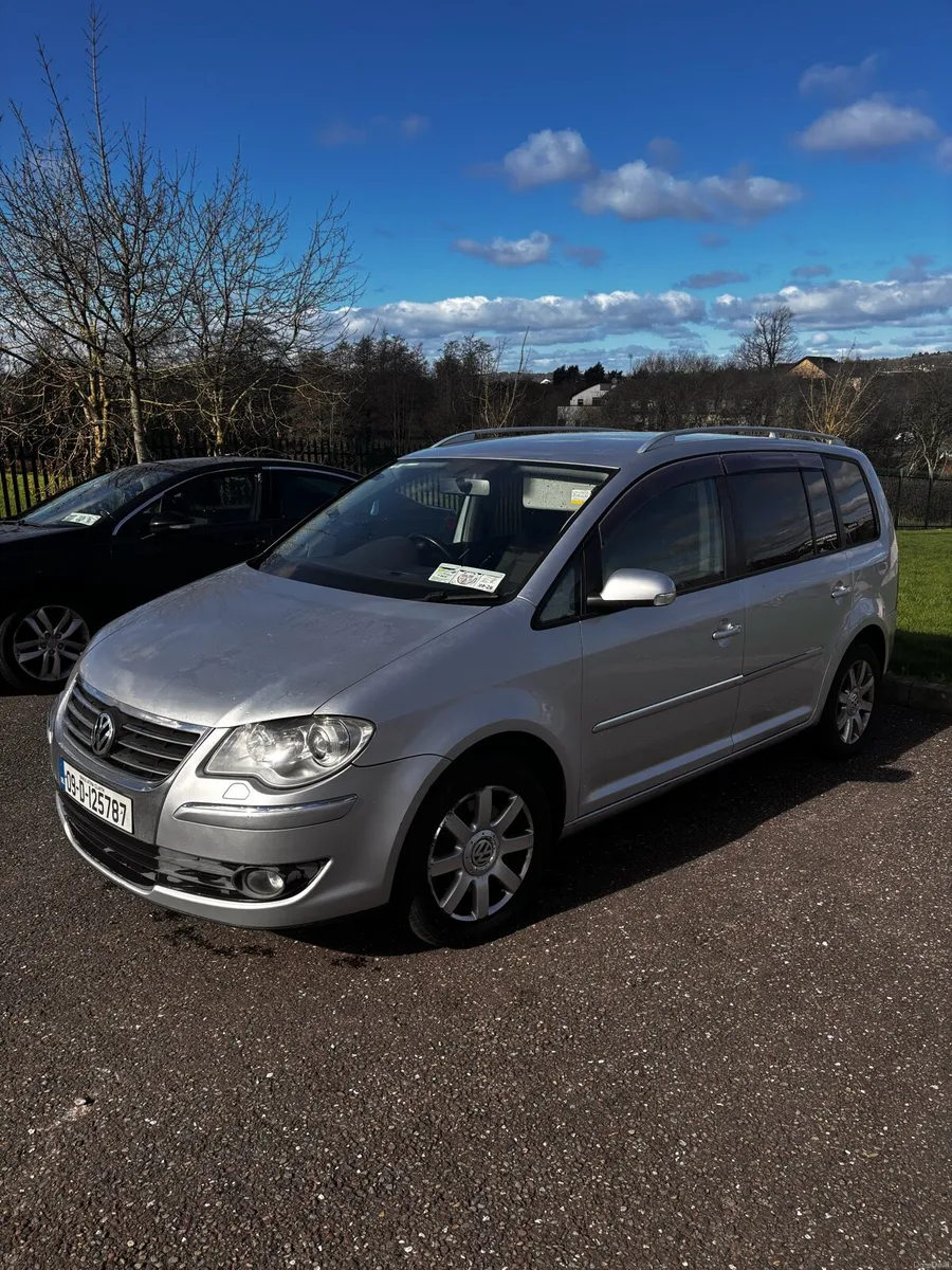 Vw Touran - Image 2