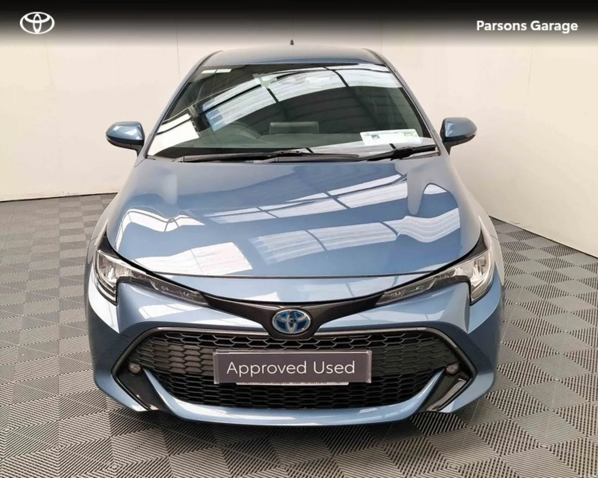 Toyota Corolla LUNA H/B 4DR AUTO HYBRID - Image 5