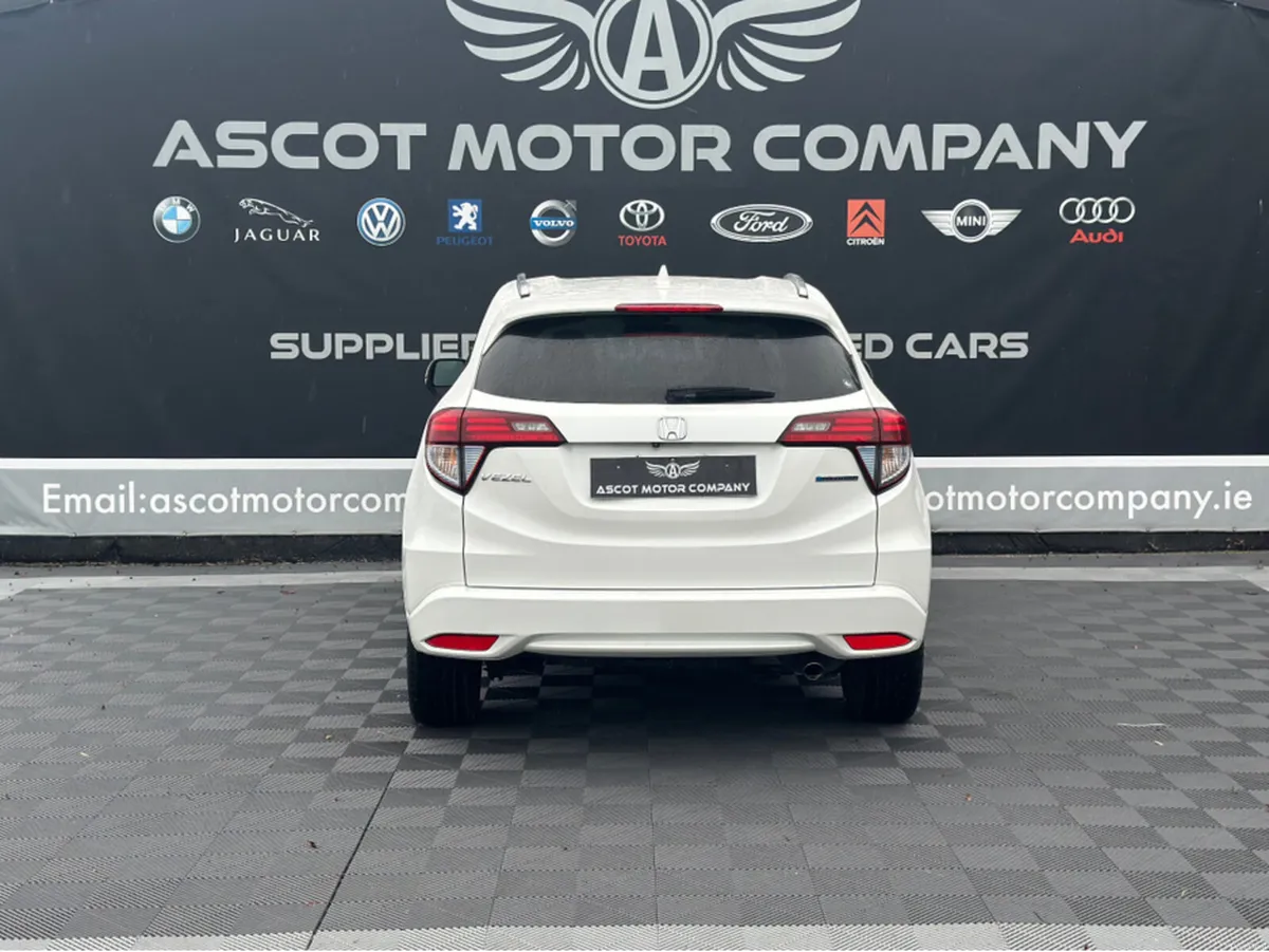 Honda Vezel Automatic - Image 4