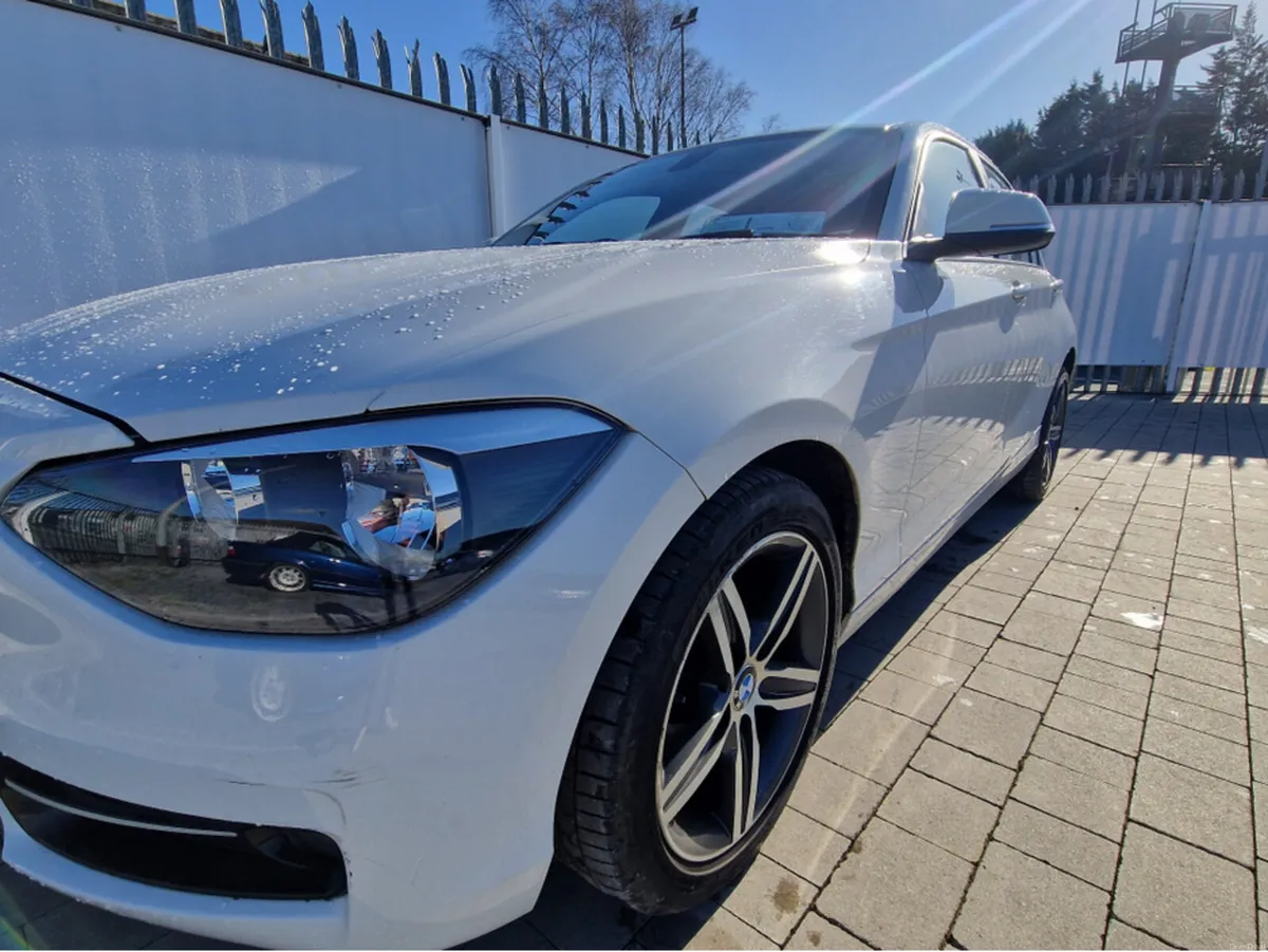 BMW 1-Series I SPORT 5DR - Image 5
