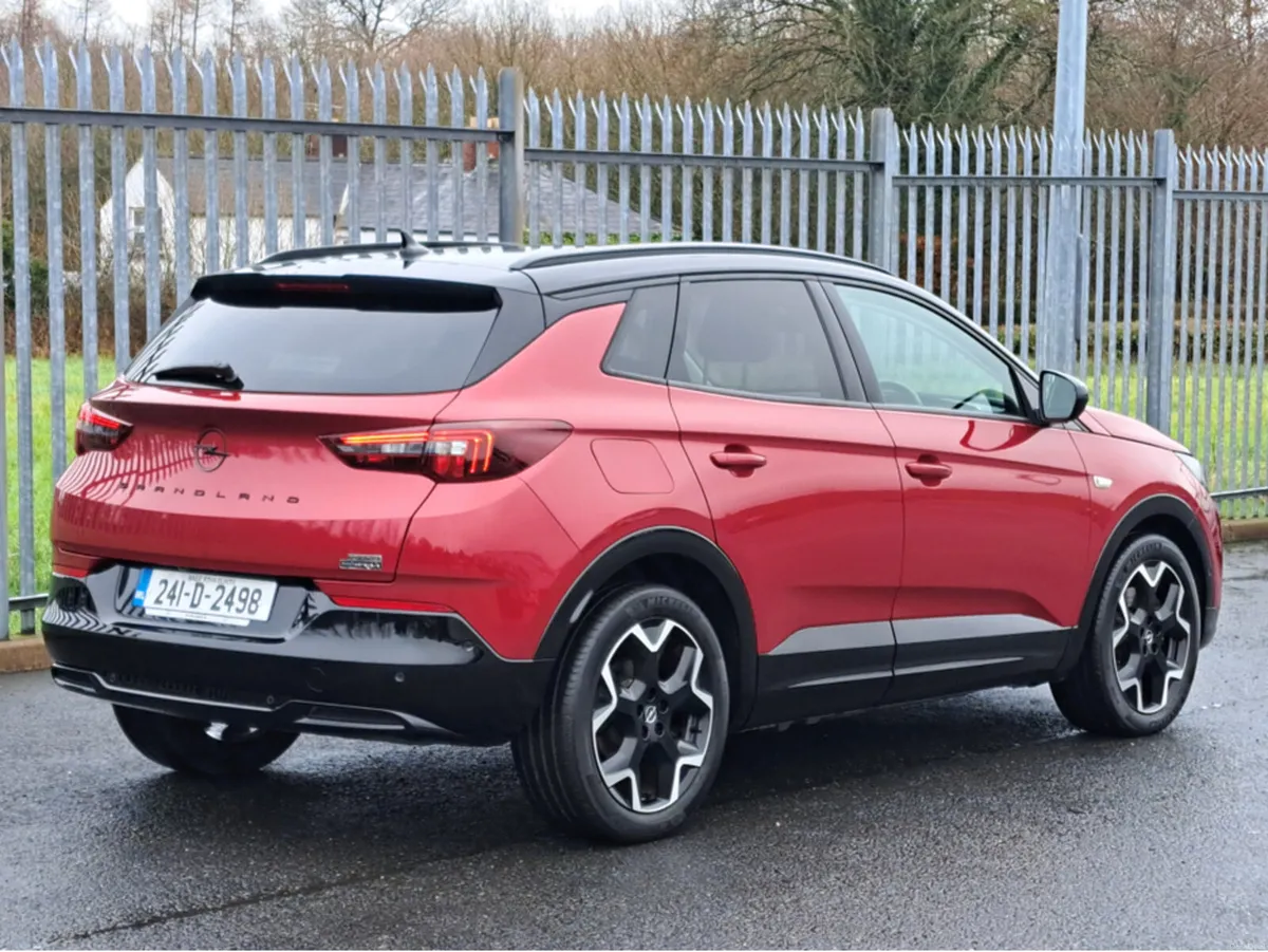 Opel Grandland GS  1.6TURBO 225BHP PHEV AUTOMATIC - Image 4
