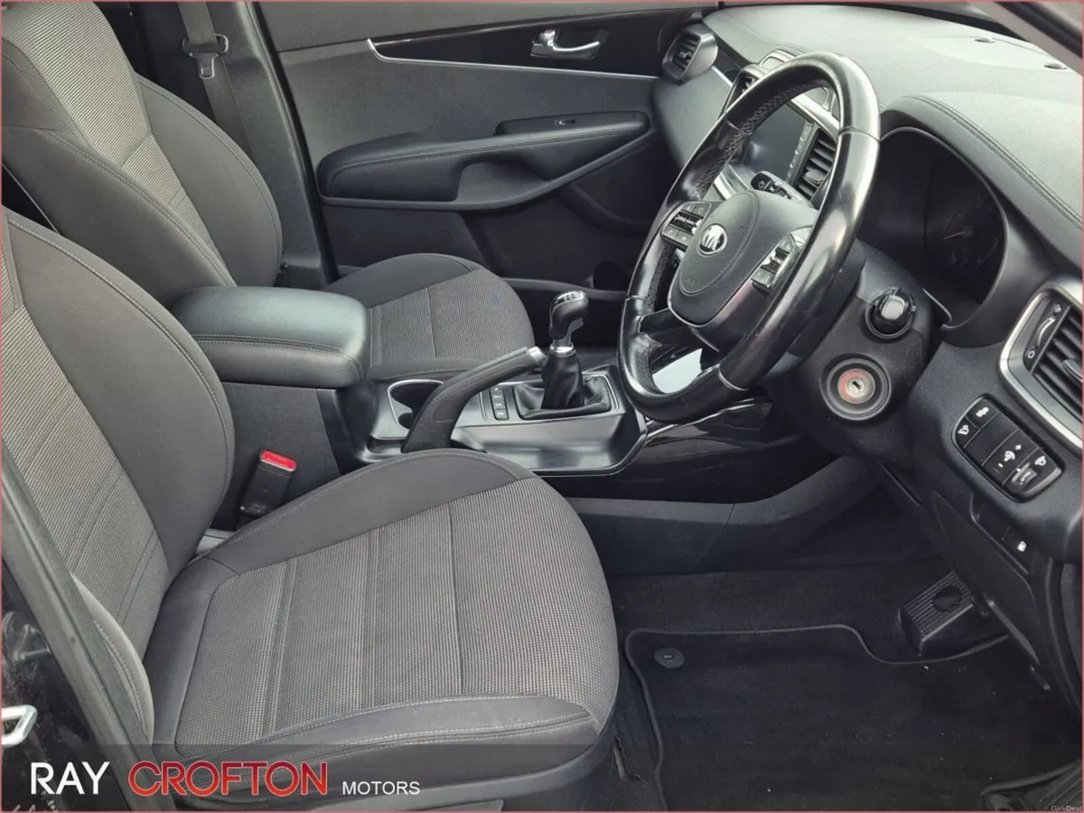 Kia Sorento 2.2 K1 4x4 5 seats - Image 2
