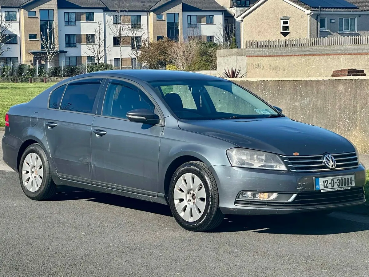 VW Passat Nct 10/2026 - Image 4