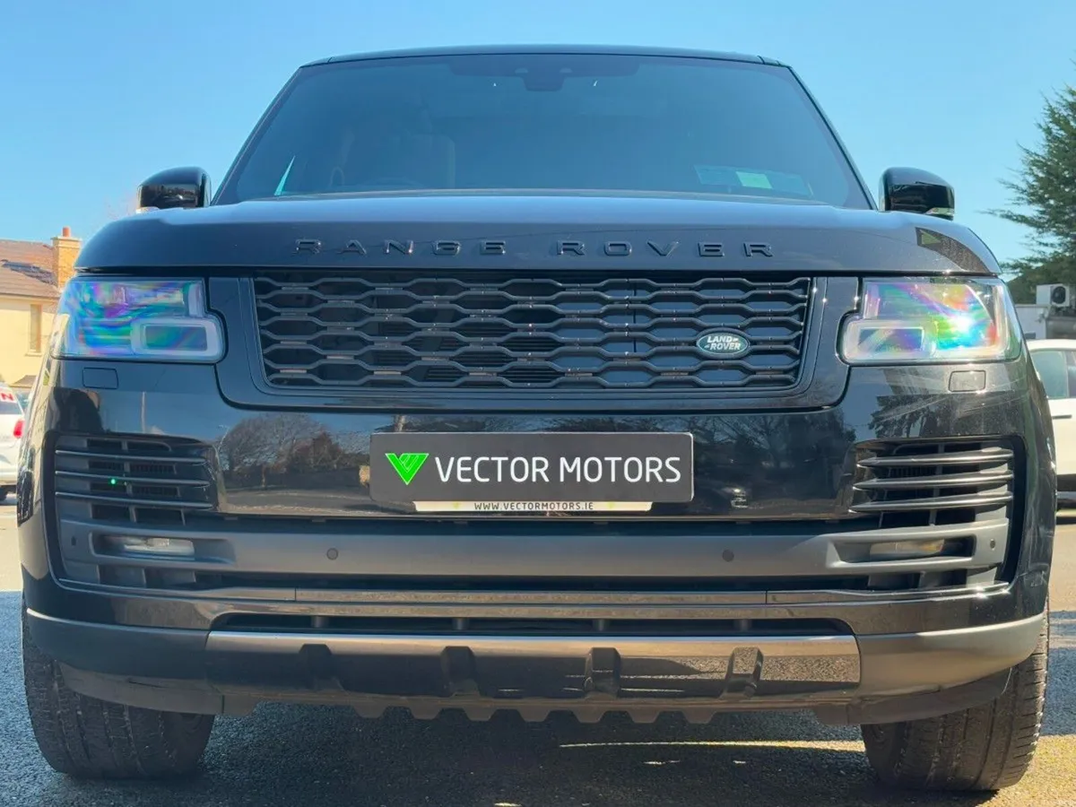 Land Rover Range Rover P400E WESTMINSTER SUNROOF - Image 3