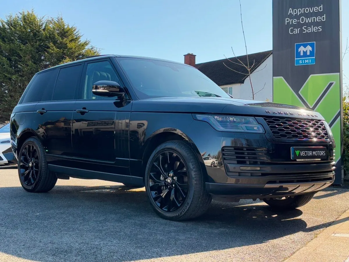 Land Rover Range Rover P400E WESTMINSTER SUNROOF - Image 1