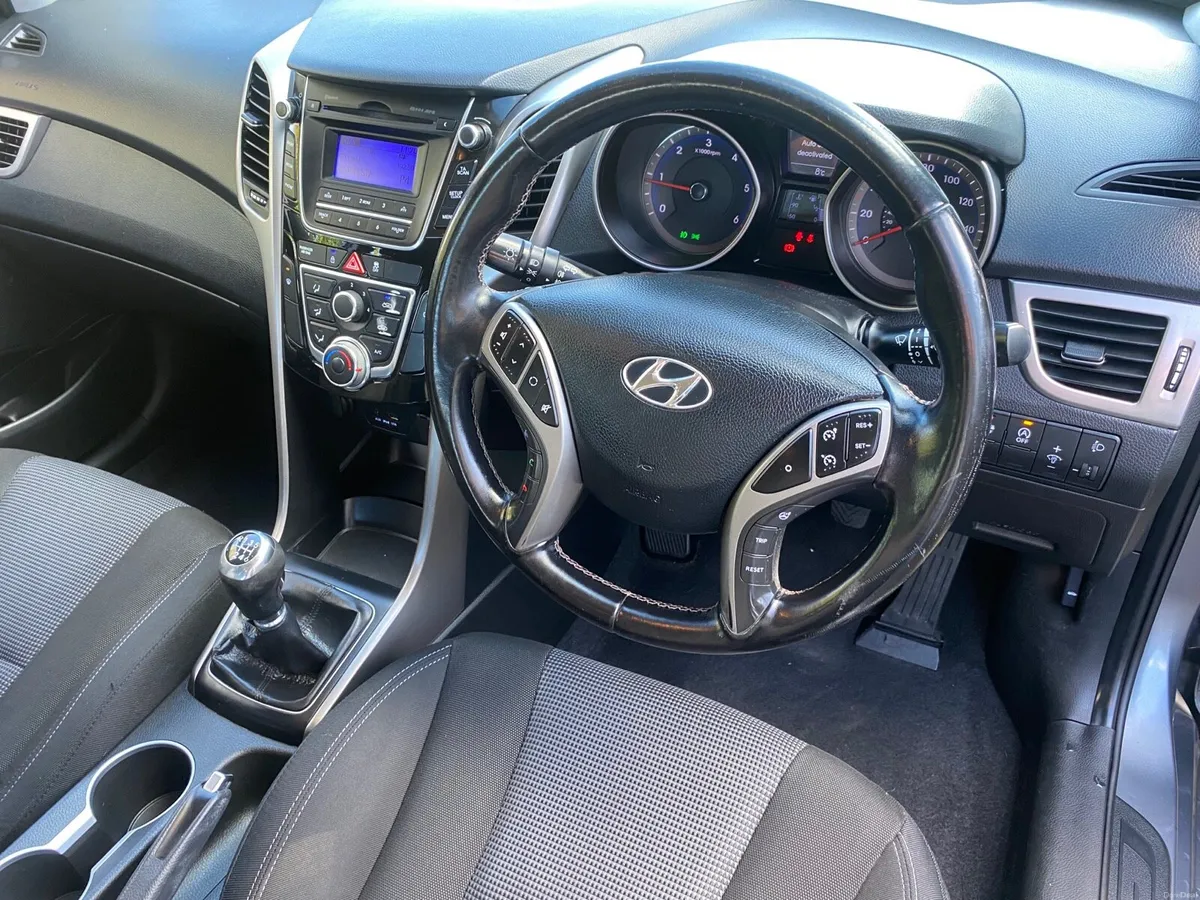 132 HYUNDAI i30 LOW MILEAGE - Image 3