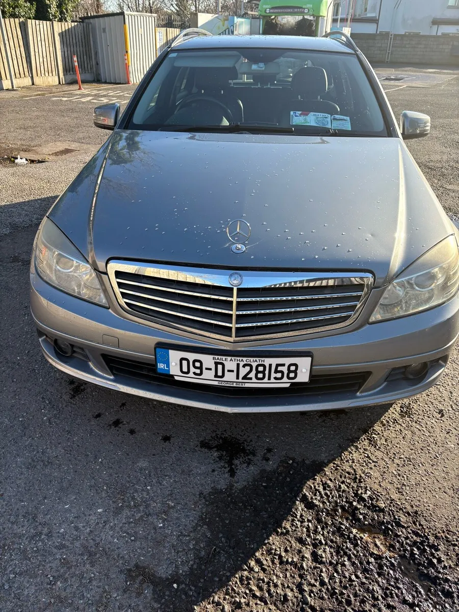 Mercedes C-Class Estate - Image 4