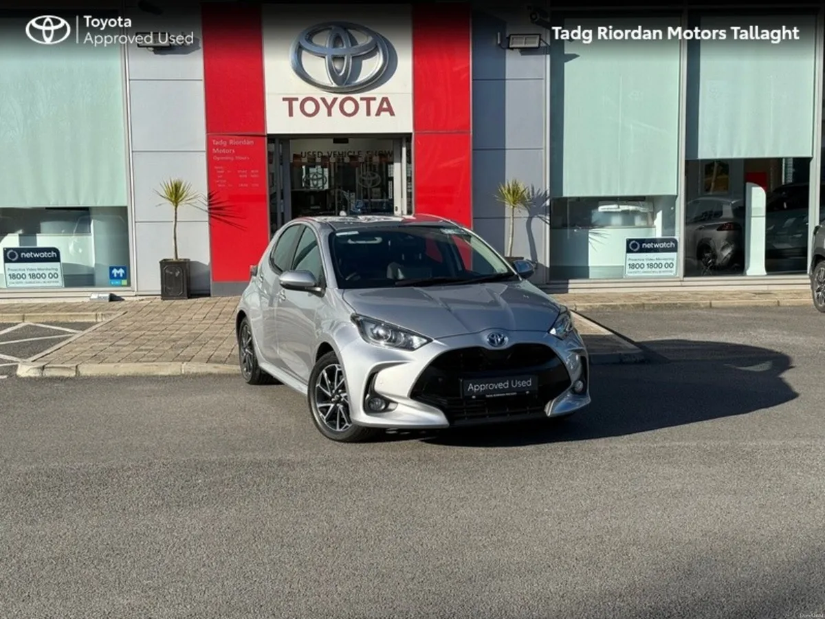 Toyota Yaris 1.5 HYBRID L/SPORT - Image 1