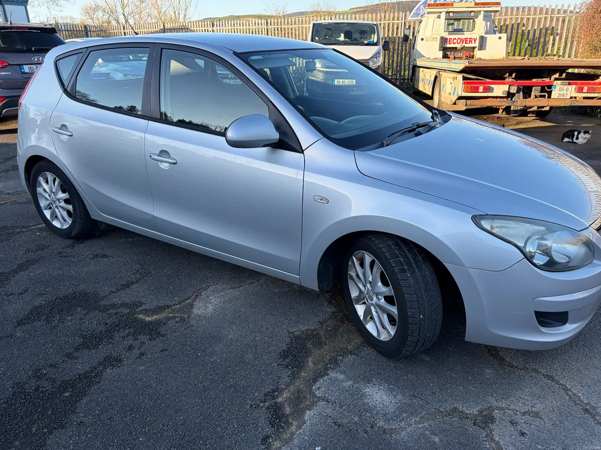Hyundai i30 2010, 1.6 CRDi 90hp Classic - Image 1