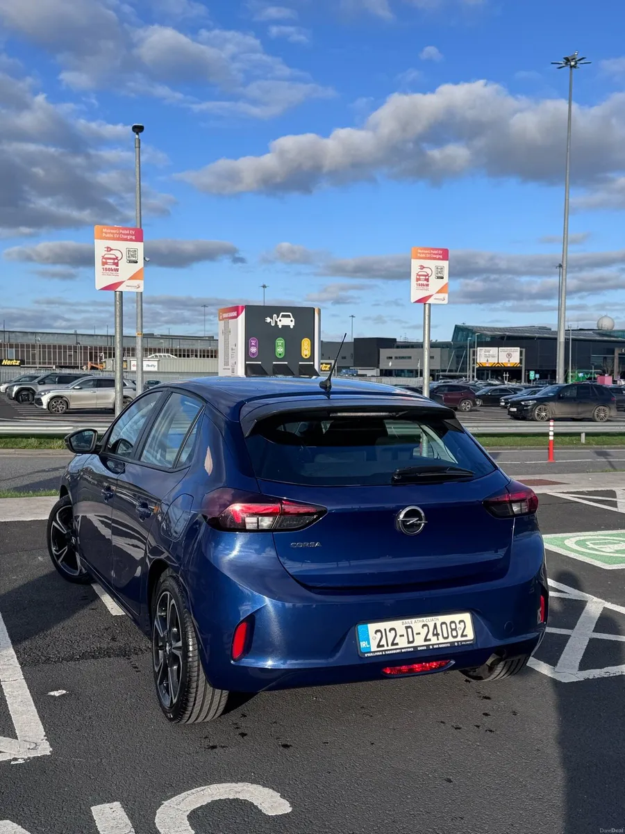 Opel Corsa very low mileage - Image 4