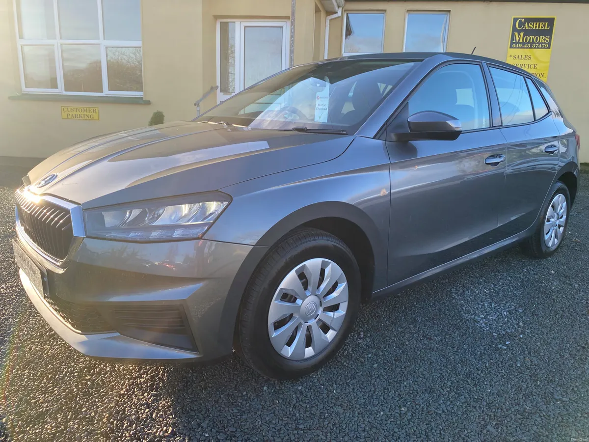 Car in fabulous condition, One owner Air Condition - Image 1