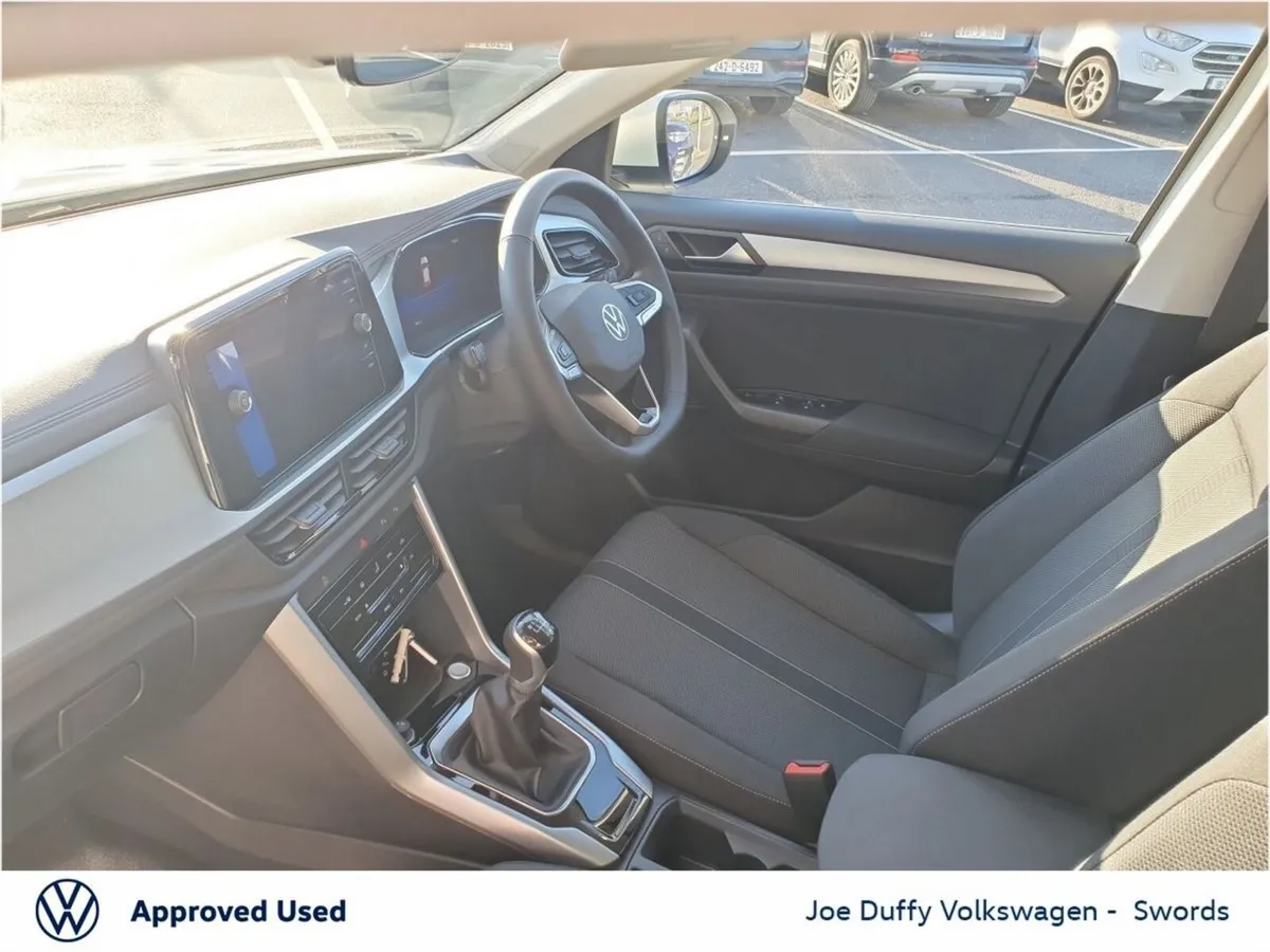 Volkswagen T-Roc EDITION 75 2.0TDI M6F 116HP - Image 4