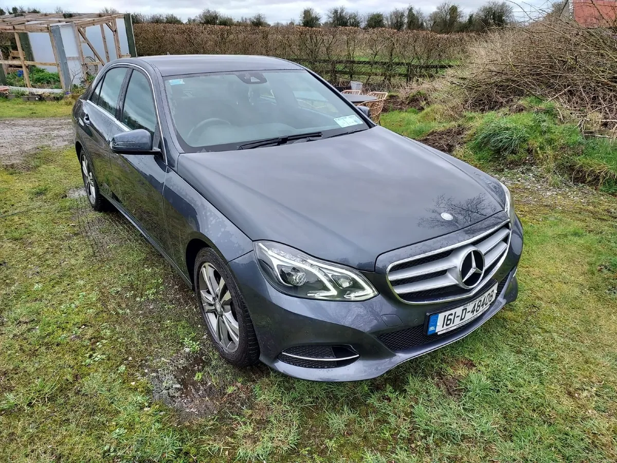 Mercedes-Benz E-Class 2016 - Image 2