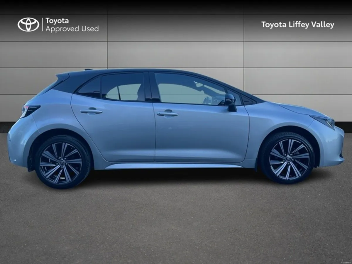 Toyota Corolla COROLLA LUNA SPORT HB 4DR AUTO - Image 3