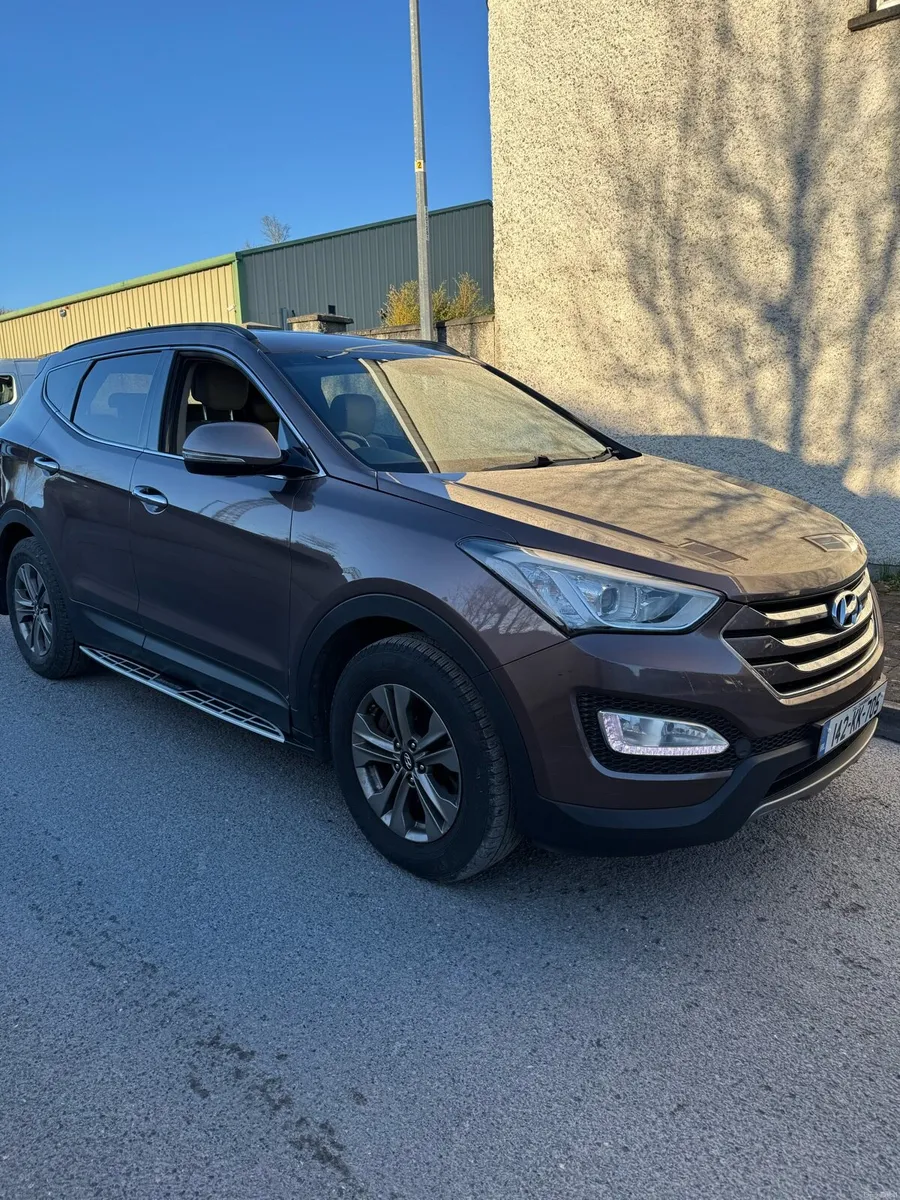 Hyundai Santa Fe - Image 1