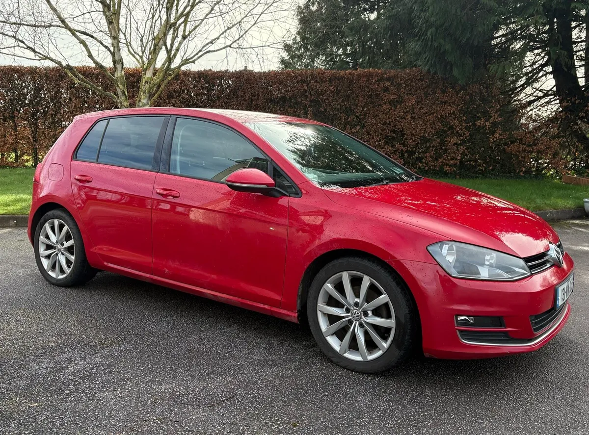 2013 Volkswagen Golf 1.6TDI Highline 5 speed - Image 3