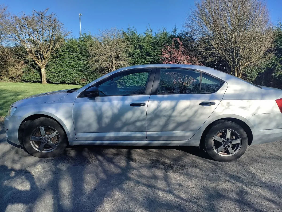 Skoda Octavia Petrol Just Tested - Image 4