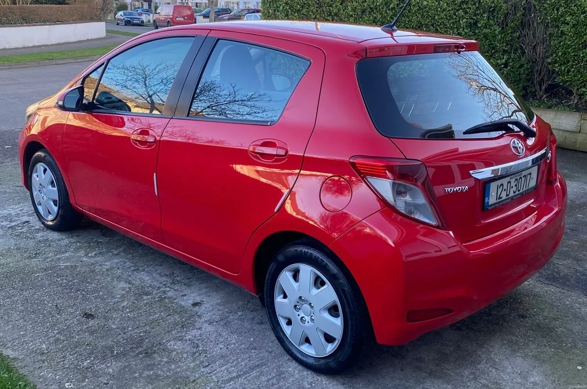 2012 Toyota Yaris Luna - Image 1