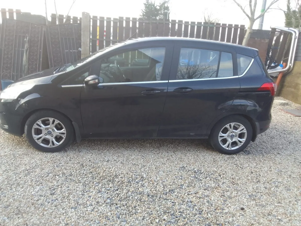 Ford B-Max - Image 2